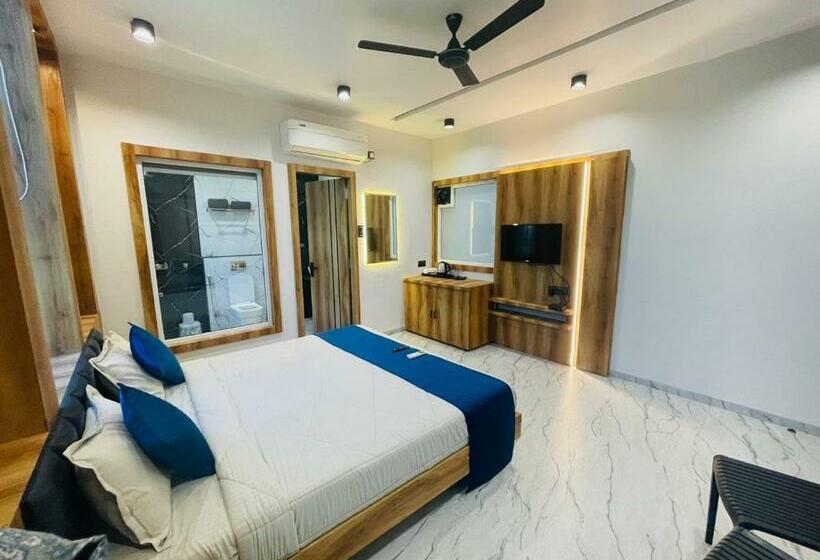 호텔 The Golden Tree