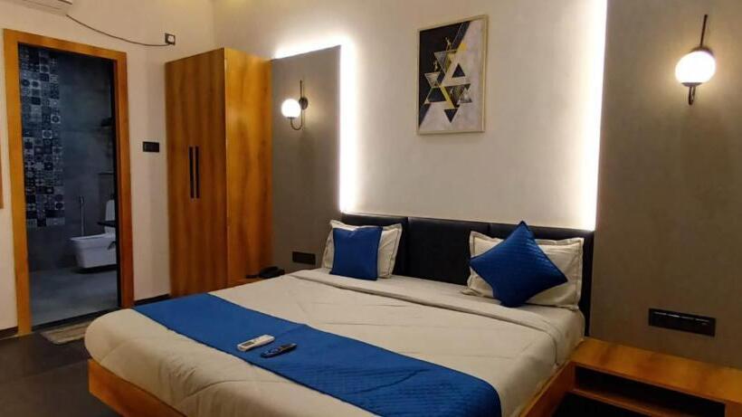 호텔 The Golden Tree