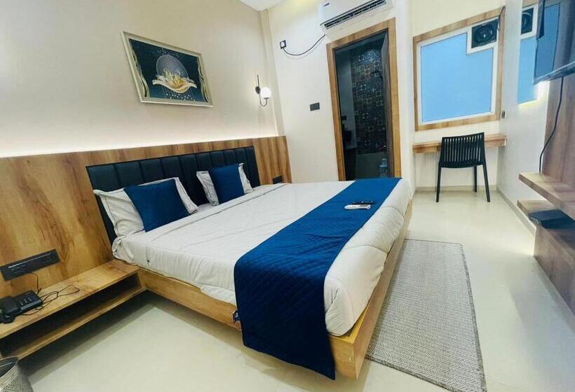 호텔 The Golden Tree