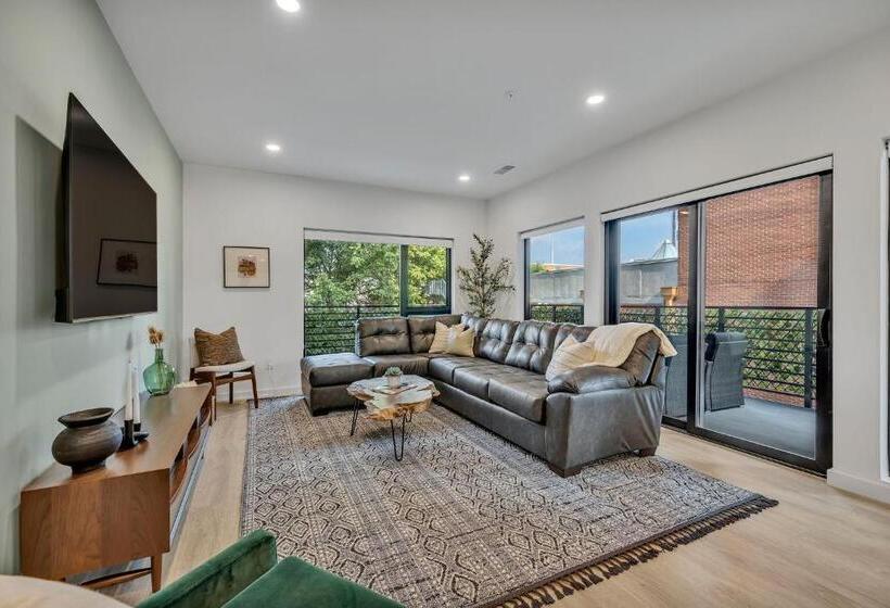 Nashville Vibes @hyve 201