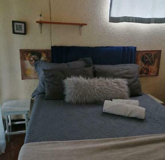 פנסיון 5 Stars Lodge