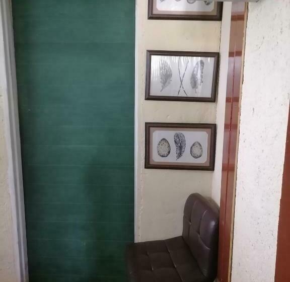 פנסיון 5 Stars Lodge