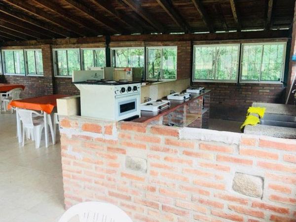 بنسيون Los Nidos 3