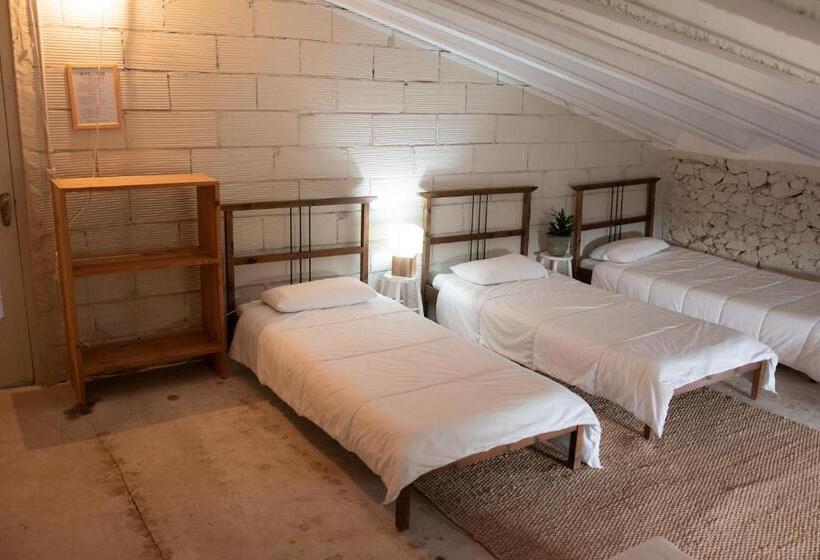 펜션 Can Traver De Besalú