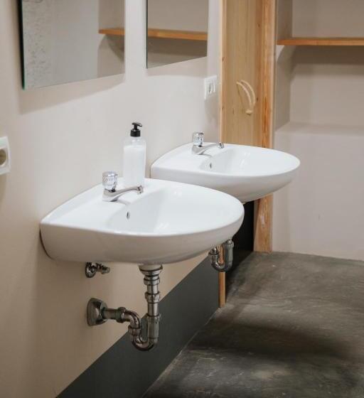 펜션 Can Traver De Besalú