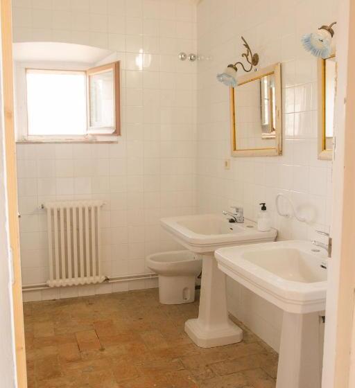 펜션 Can Traver De Besalú