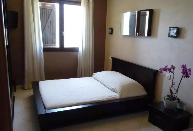 ベッドアンドブレックファースト L'aleandra