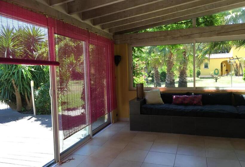 צימר Le Mas Del Cavalier