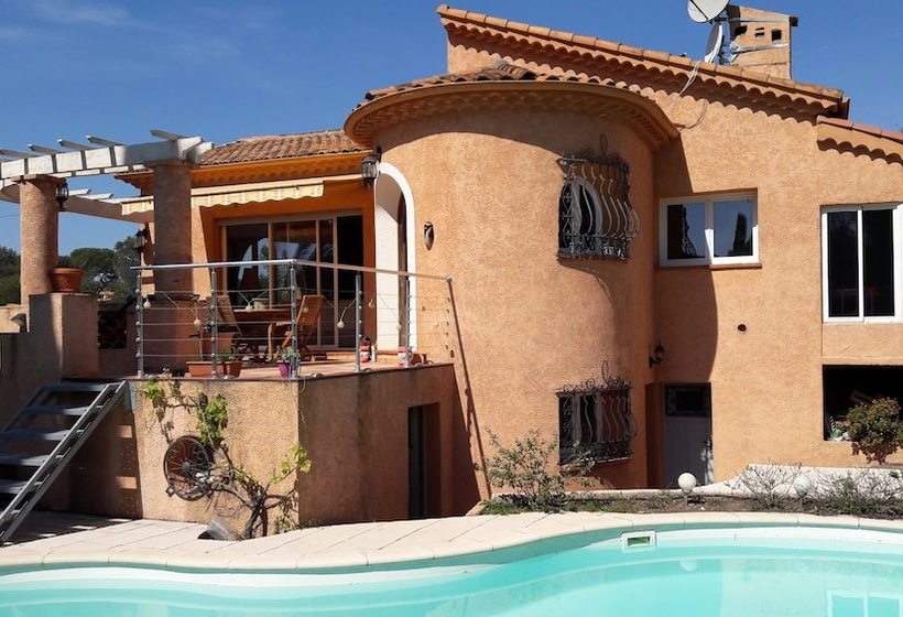 Bed & Breakfast L Ecureuil De L Estérel