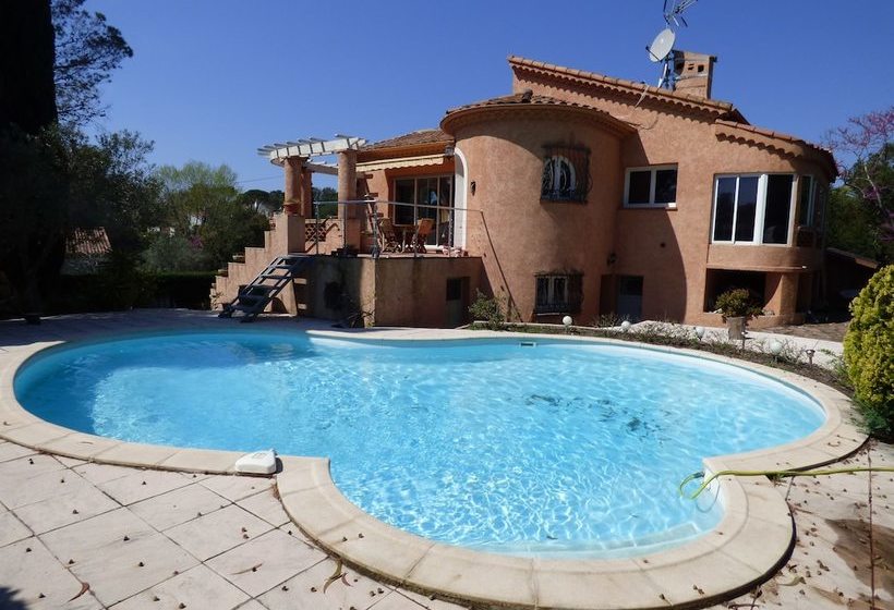 Bed & Breakfast L Ecureuil De L Estérel