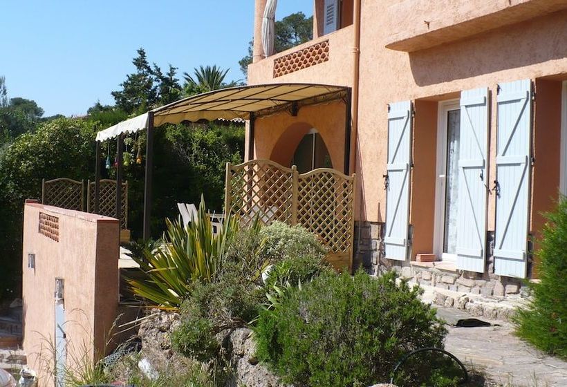 Bed & Breakfast L Ecureuil De L Estérel