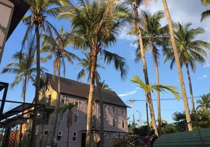 هتل Lilac Cottage Homestay