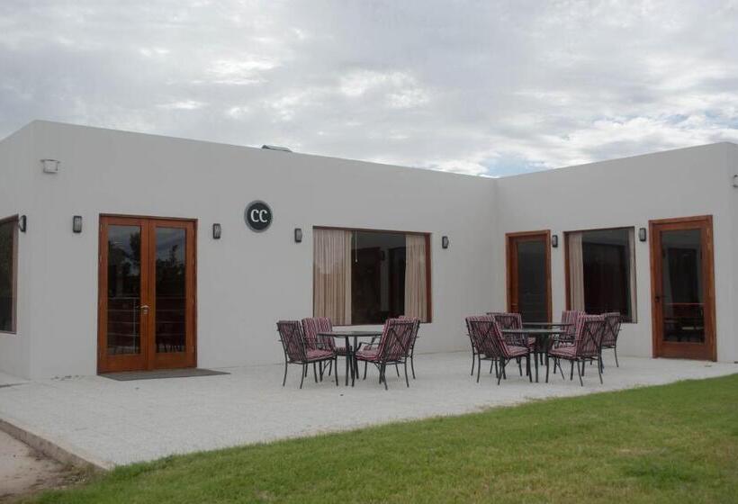 בית מלון כפרי Colón Center