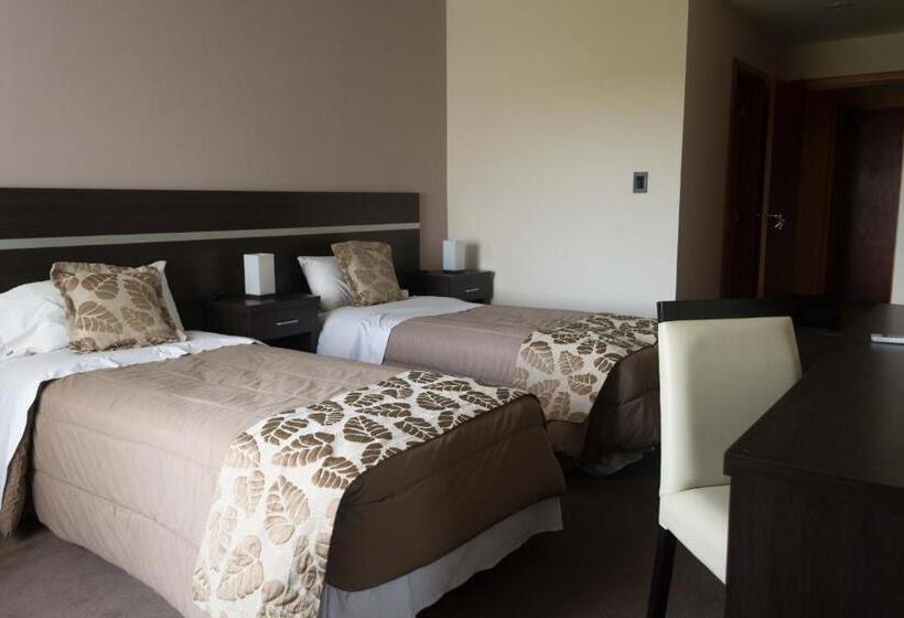 בית מלון כפרי Colón Center