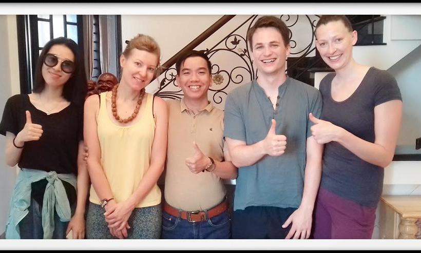 هاستل Moon & Sun