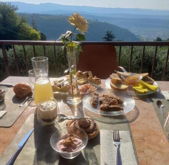 住宿加早餐  La Terrazza In Collina