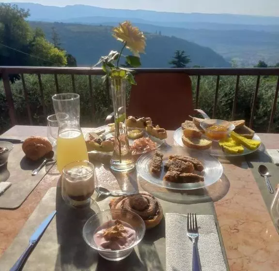 Aamiaismajoitus (B&B) La Terrazza In Collina