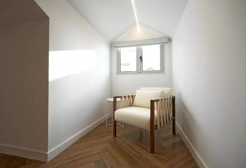 Casa Contemporánea By Wynwood House