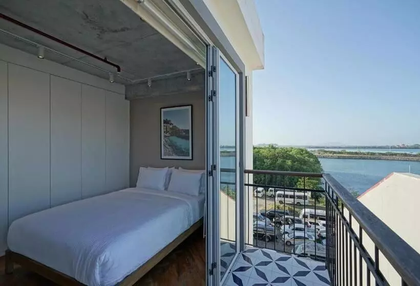 Casa Contemporánea By Wynwood House