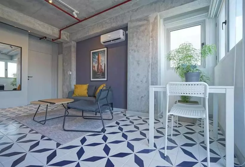 Casa Contemporánea By Wynwood House