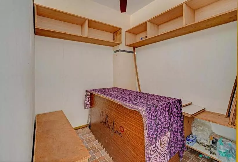 هتل Collection O Ns Service Apartment