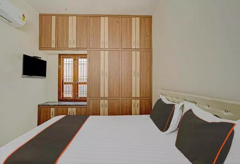 هتل Collection O Ns Service Apartment