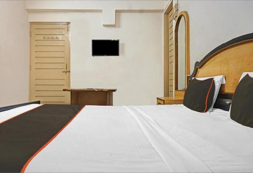 酒店 Thakkar Lodge