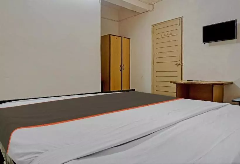 ホテル Thakkar Lodge