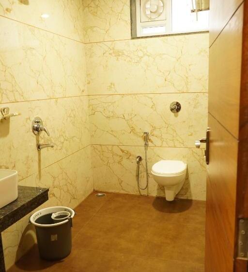 Hotel Heera Residency