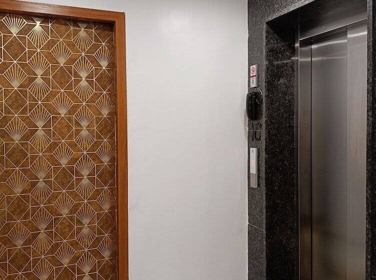 Hotel Heera Residency