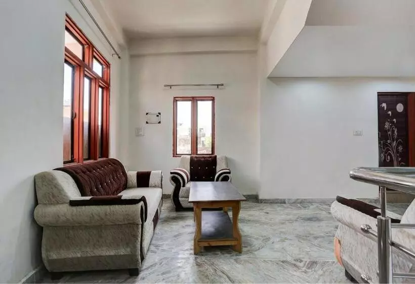 ホテル Spon On M J Homestay