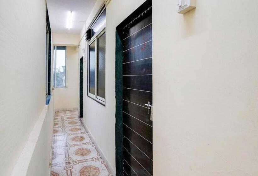 Hotel Spot On Chandramukhi Lodging & Bording