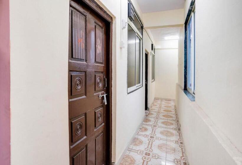 Hotel Spot On Chandramukhi Lodging & Bording