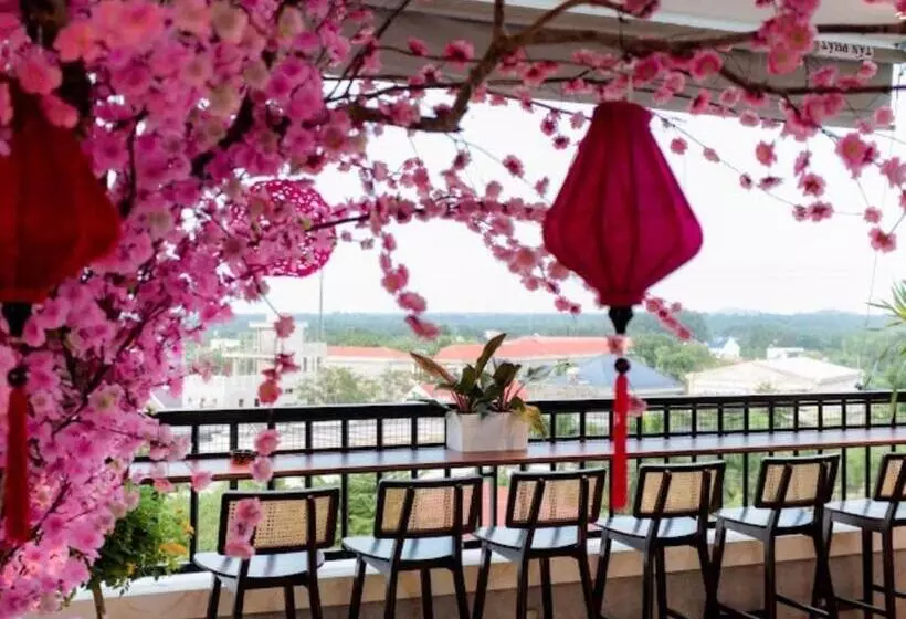 Sunny Hotel Xuyên Mộc