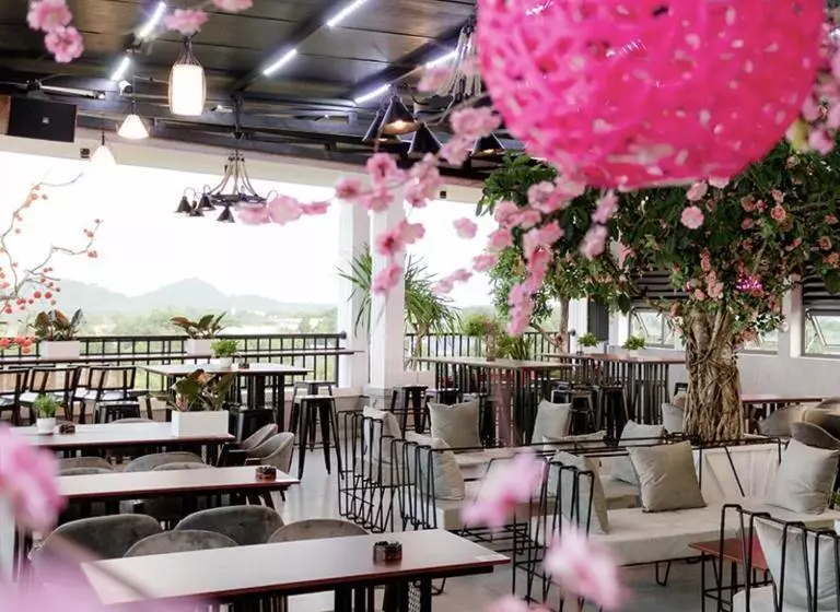 Sunny Hotel Xuyên Mộc