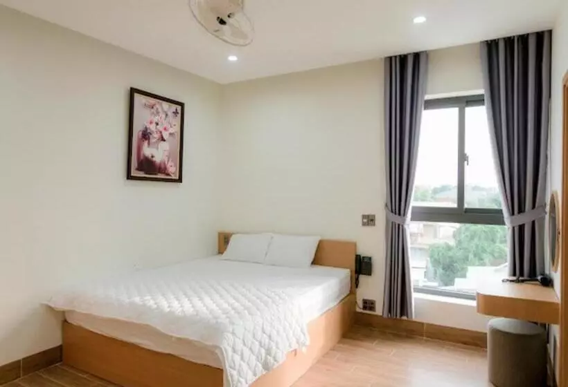 Sunny Hotel Xuyên Mộc