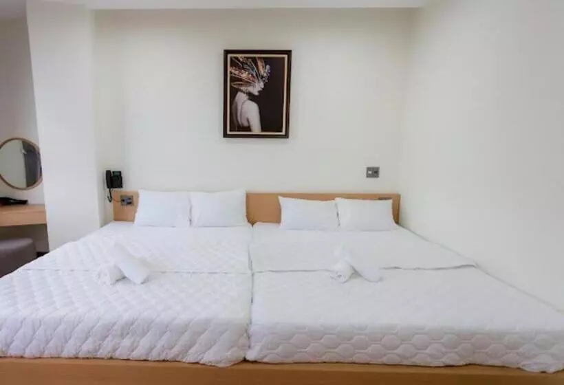 Sunny Hotel Xuyên Mộc