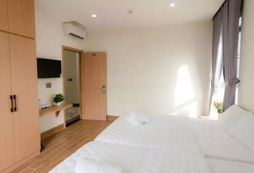 Sunny Hotel Xuyên Mộc