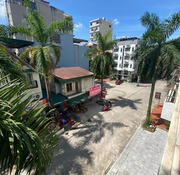 ホテル Thang Long