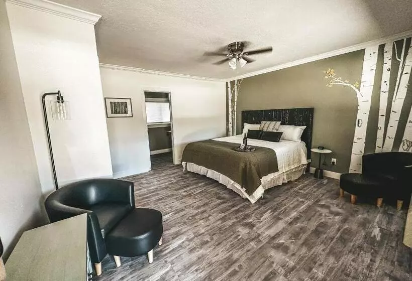 Woody Mountain Bed & Breakfast