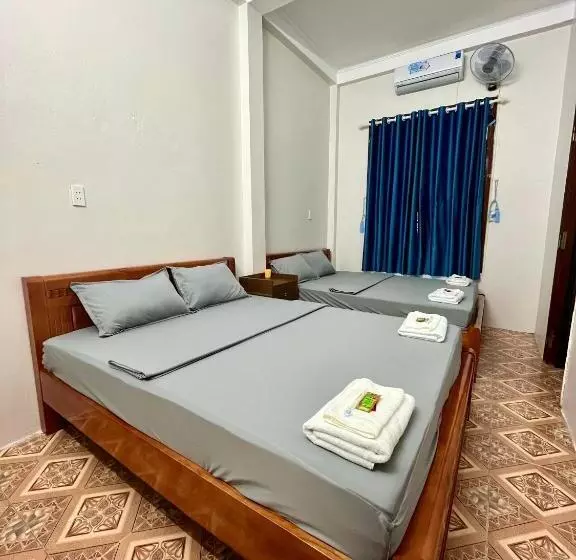 هاستل Trust House