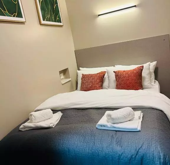 Hotelli Paragraph Palmers Green