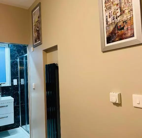 Hotelli Paragraph Palmers Green