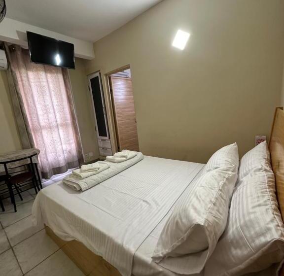 تختخواب و صبحانه Eleganz Residence