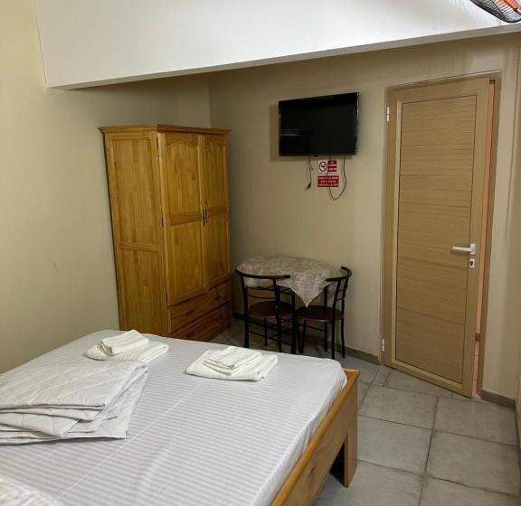 تختخواب و صبحانه Eleganz Residence