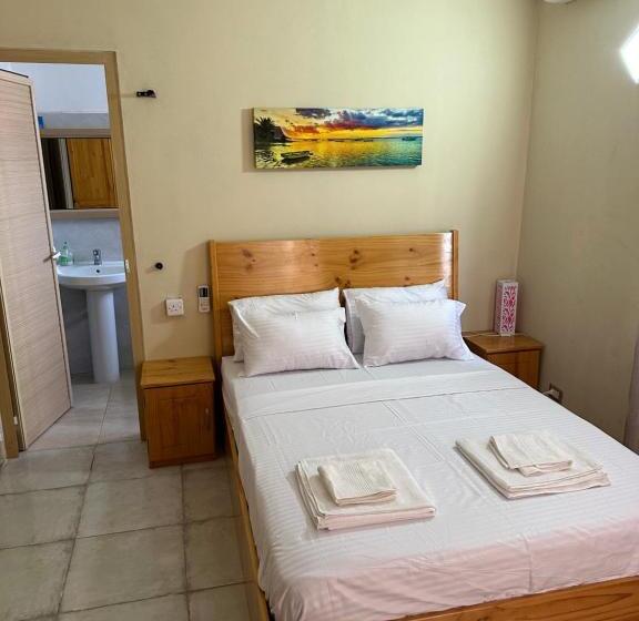 تختخواب و صبحانه Eleganz Residence