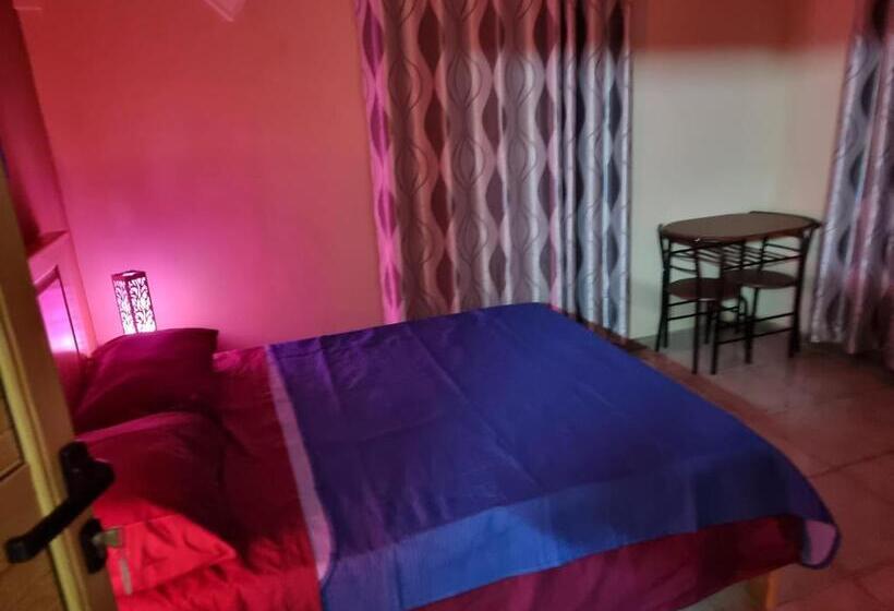 تختخواب و صبحانه Eleganz Residence