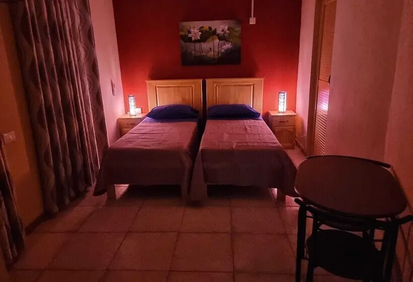 تختخواب و صبحانه Eleganz Residence
