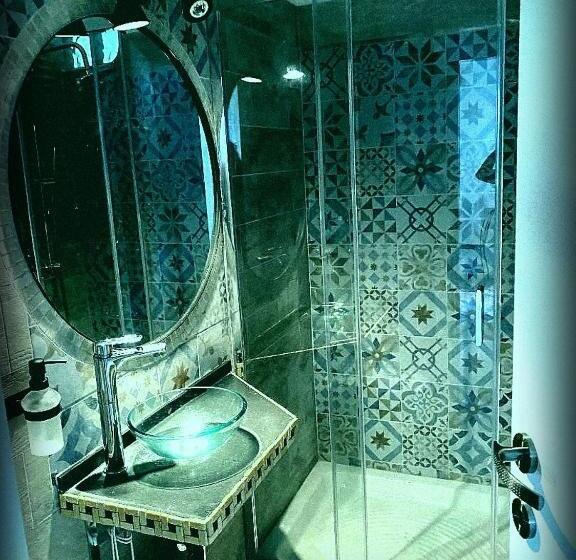 تختخواب و صبحانه Laviniahouse Nettuno