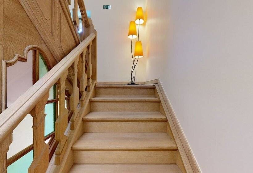 تختخواب و صبحانه Les Chambres De La Vaulx Renard